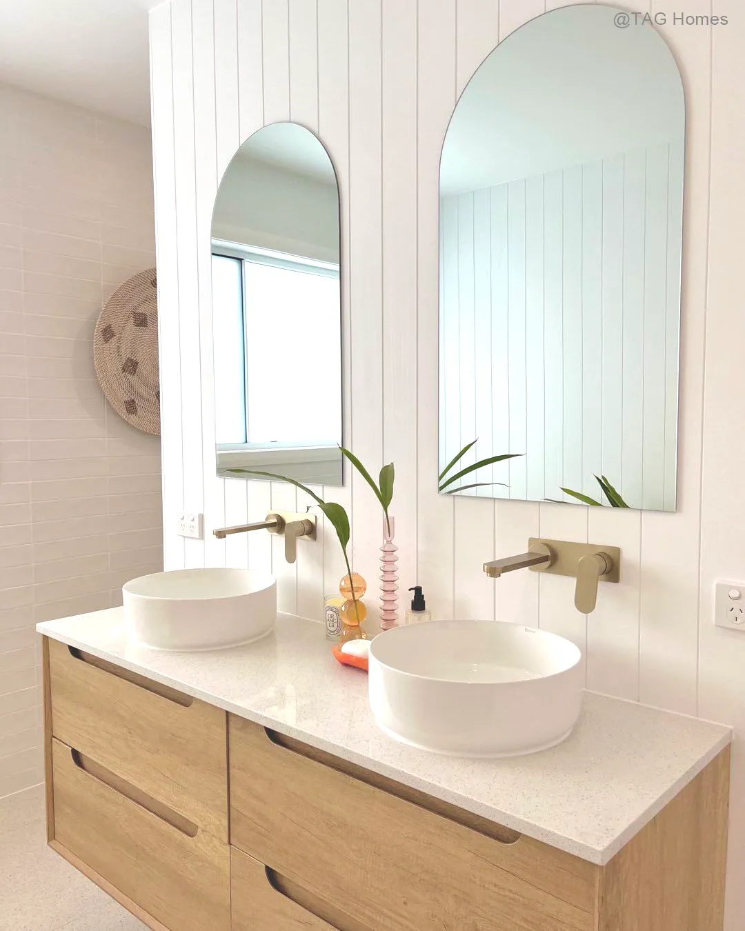 Byron Oak Wall Hung Vanity 1500mm - Image 3