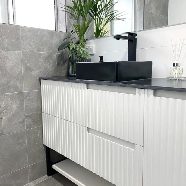 Noosa 1200mm Satin White Wall Hung Vanity - Image 4