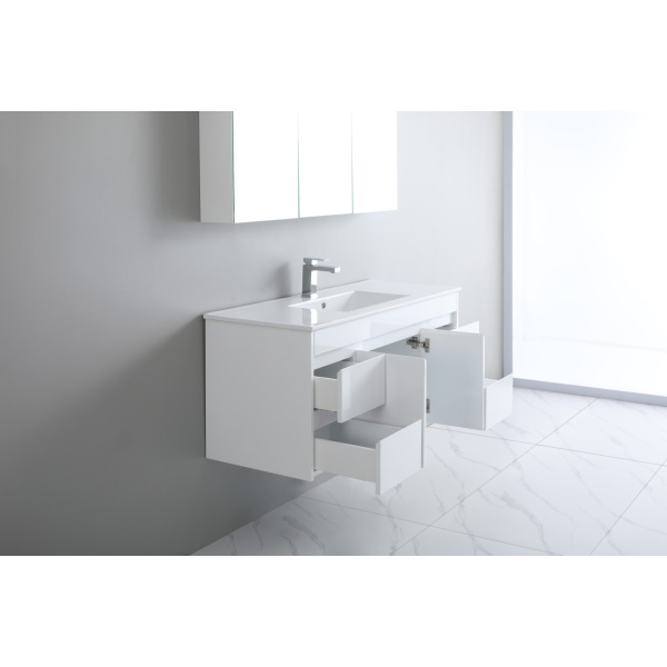 P124WH - Image 2
