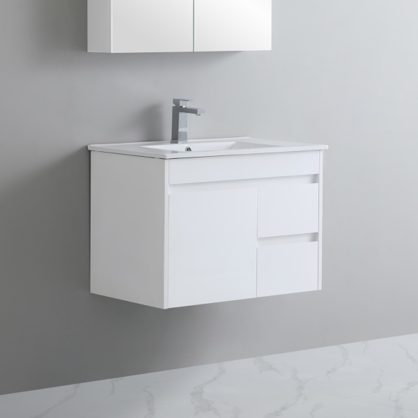 P73RWH - Image 2